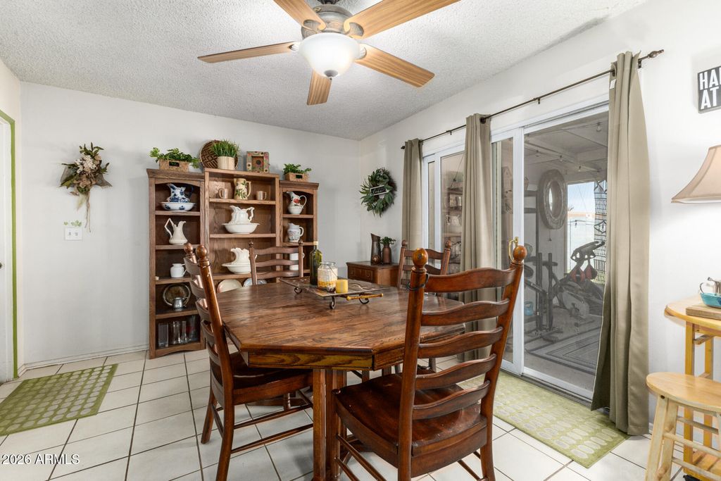 Image 11 of property listing at 1554 W 5TH Place, Tempe, AZ 85281