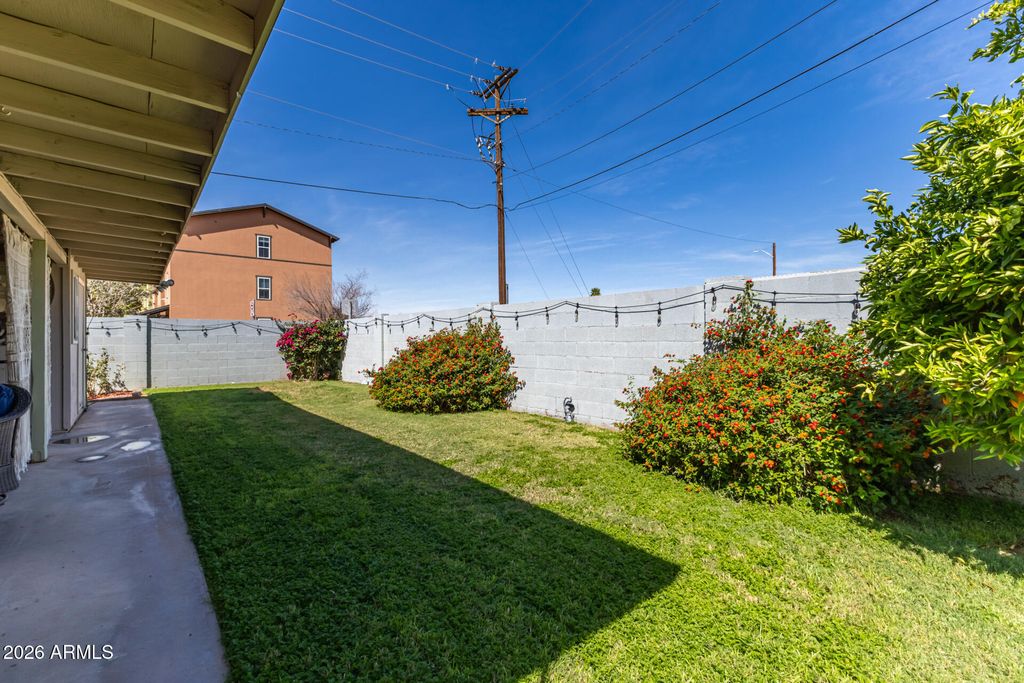 Image 22 of property listing at 1554 W 5TH Place, Tempe, AZ 85281