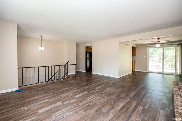 109 CEDAR Court, East Peoria, IL 61611