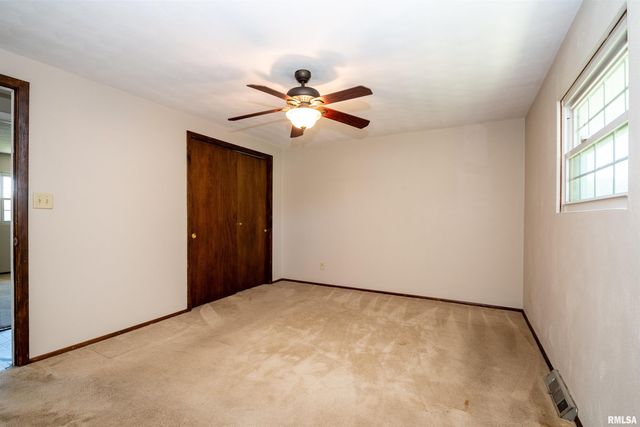 109 CEDAR Court, East Peoria, IL 61611