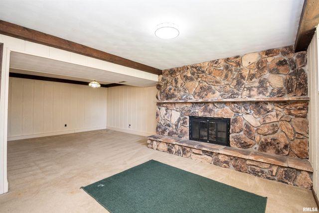 109 CEDAR Court, East Peoria, IL 61611