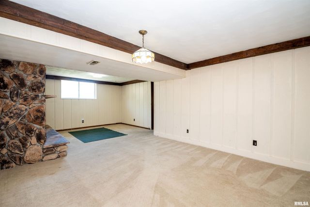 109 CEDAR Court, East Peoria, IL 61611