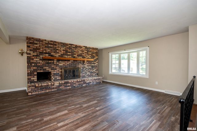109 CEDAR Court, East Peoria, IL 61611