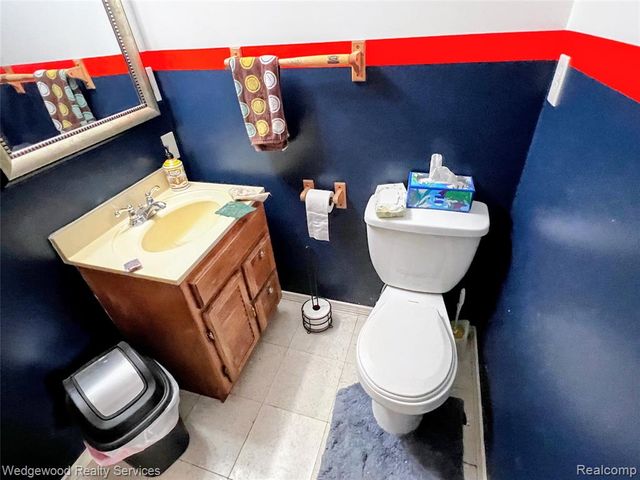 1659 Cynthia Avenue, Madison Heights, MI 48071