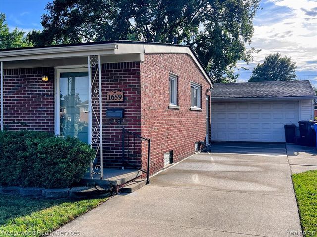 1659 Cynthia Avenue, Madison Heights, MI 48071