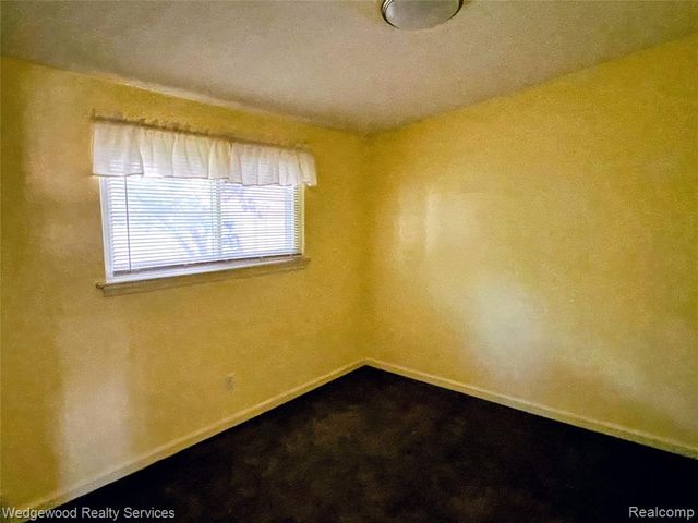 1659 Cynthia Avenue, Madison Heights, MI 48071
