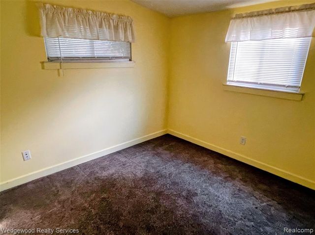 1659 Cynthia Avenue, Madison Heights, MI 48071