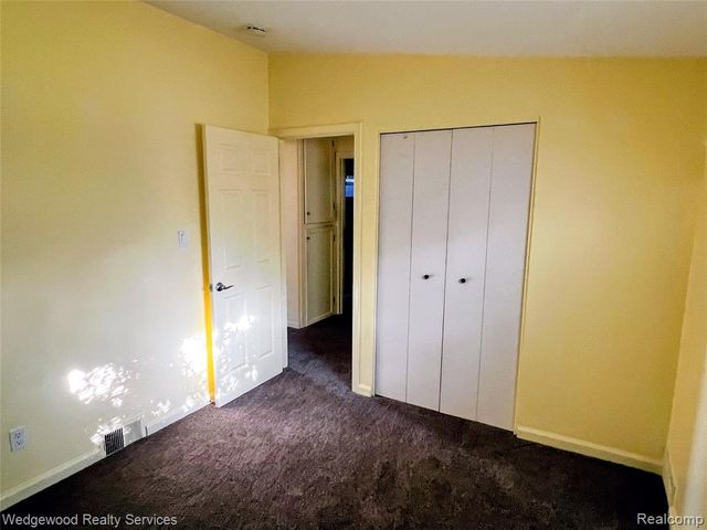 1659 Cynthia Avenue, Madison Heights, MI 48071