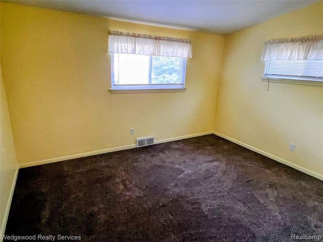 1659 Cynthia Avenue, Madison Heights, MI 48071