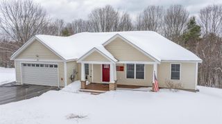 285 Cochran Hill Road, New Boston, NH 03070