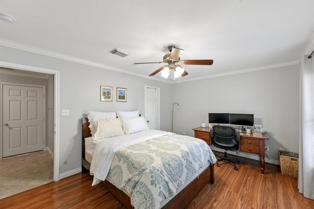 1245 W 17th Street, Houston, TX 77008