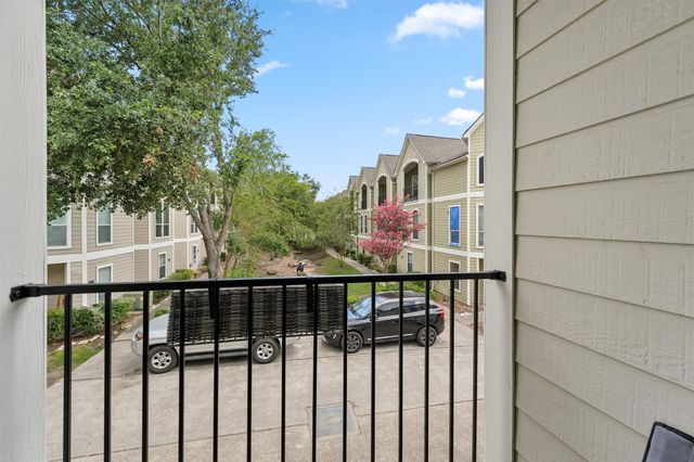 1245 W 17th Street, Houston, TX 77008