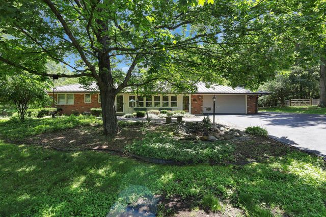 4816 Brook Road NW, Lancaster, OH 43130
