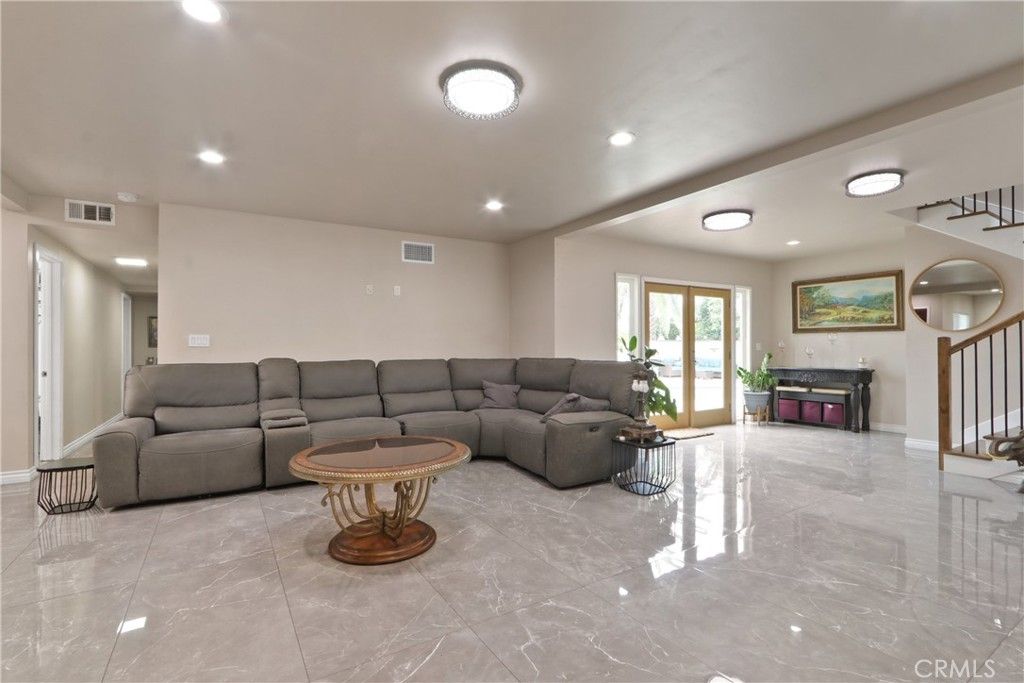 3129 W Olinda, Anaheim, CA 92804 — photo 5