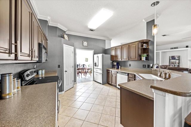 1896 Sundown Drive, Navarre, FL 32566