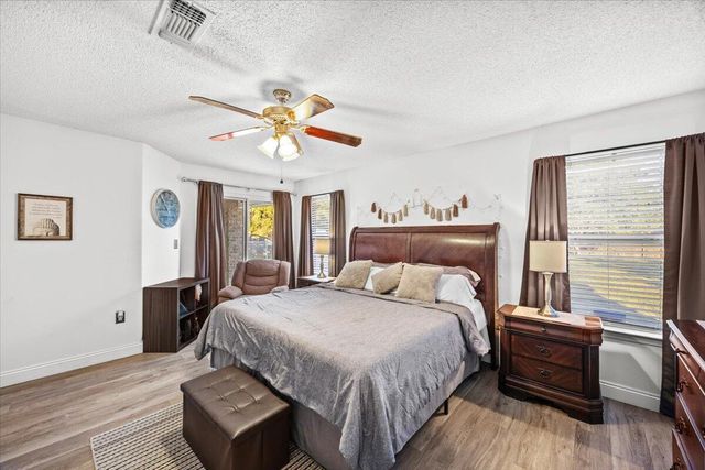 1896 Sundown Drive, Navarre, FL 32566