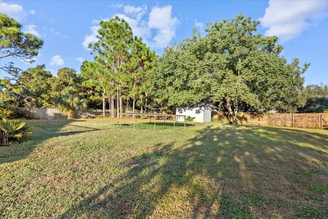1896 Sundown Drive, Navarre, FL 32566