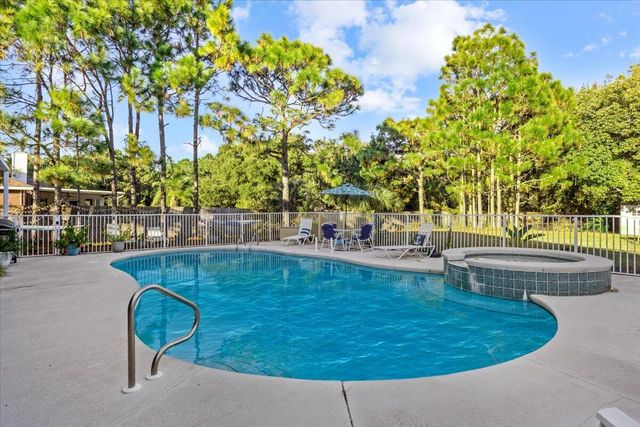 1896 Sundown Drive, Navarre, FL 32566