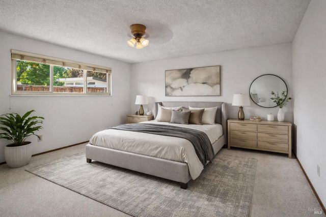 4043 Rainier Ave, Santa Rosa, CA 95405