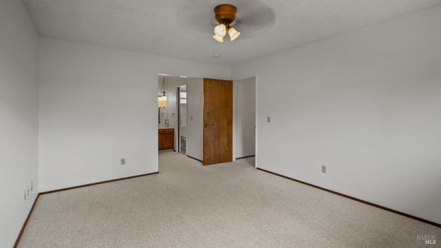 4043 Rainier Ave, Santa Rosa, CA 95405