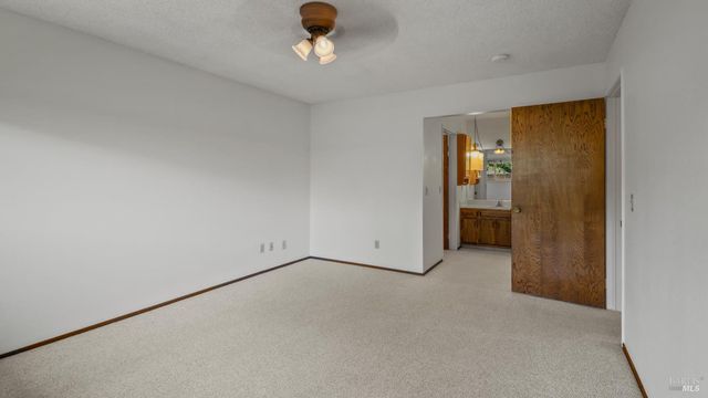 4043 Rainier Ave, Santa Rosa, CA 95405