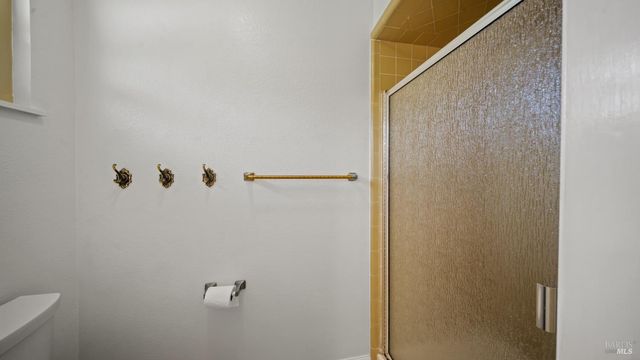 4043 Rainier Ave, Santa Rosa, CA 95405