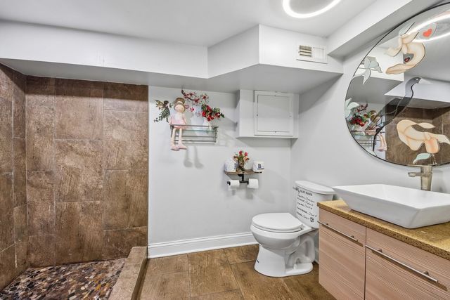 3121 N Nottingham Avenue, Chicago, IL 60634