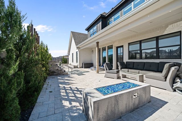 12010 Kenai Circle, Woodway, TX 76712