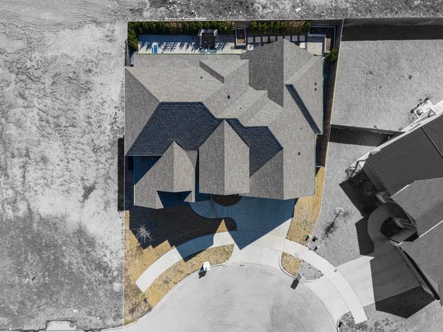 12010 Kenai Circle, Woodway, TX 76712