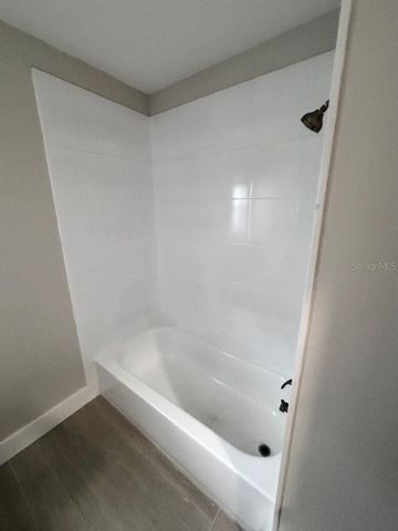 2002 E ESKIMO AVENUE A, Tampa, FL 33604