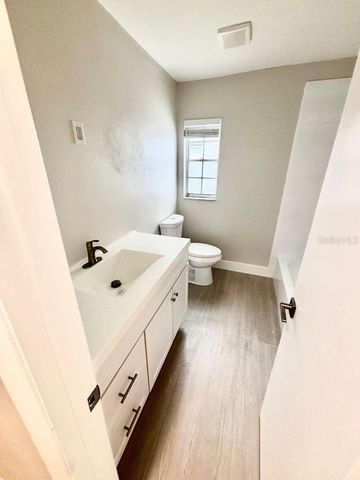 2002 E ESKIMO AVENUE A, Tampa, FL 33604