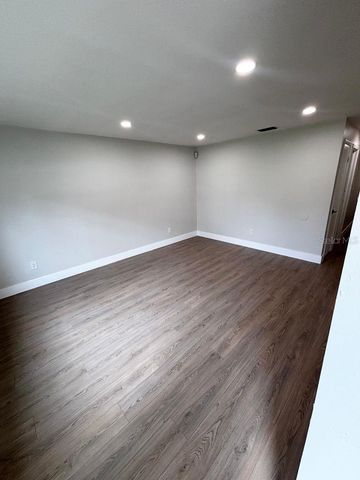 2002 E ESKIMO AVENUE A, Tampa, FL 33604