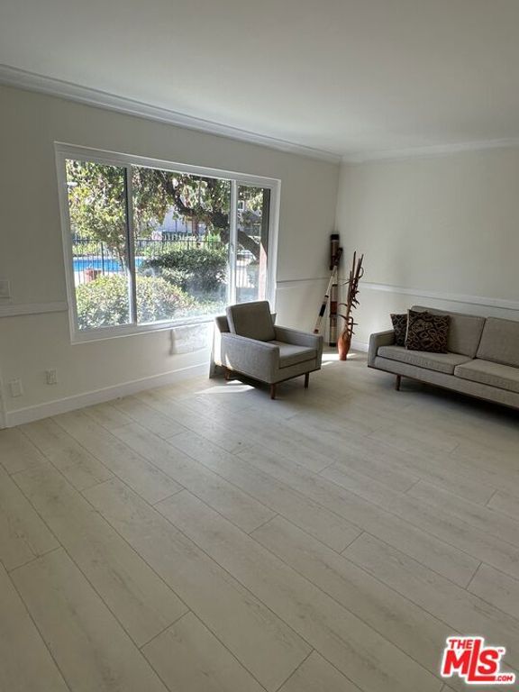 8723 1/2 Cedros Avenue 55, Panorama City, CA 91402 — photo 4