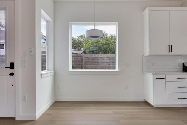 6809 Porter ST 2, Austin, TX 78741
