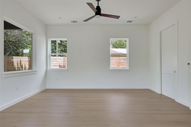 6809 Porter ST 2, Austin, TX 78741