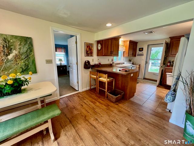 28 Kelsey Road, Clinton, CT 06413