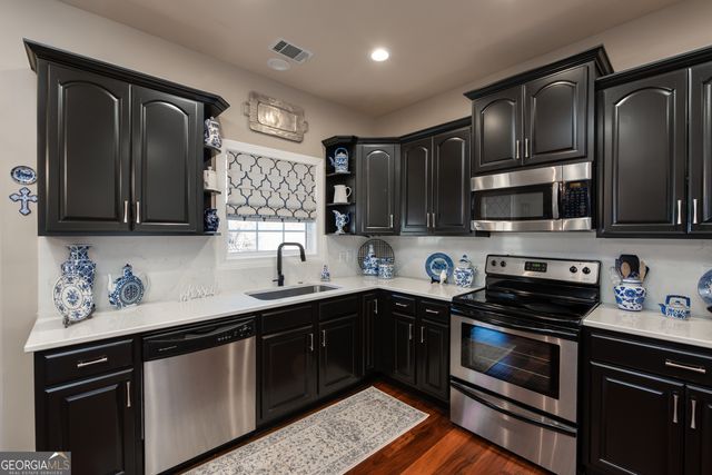 1151 Kimberly Circle, Hull, GA 30646