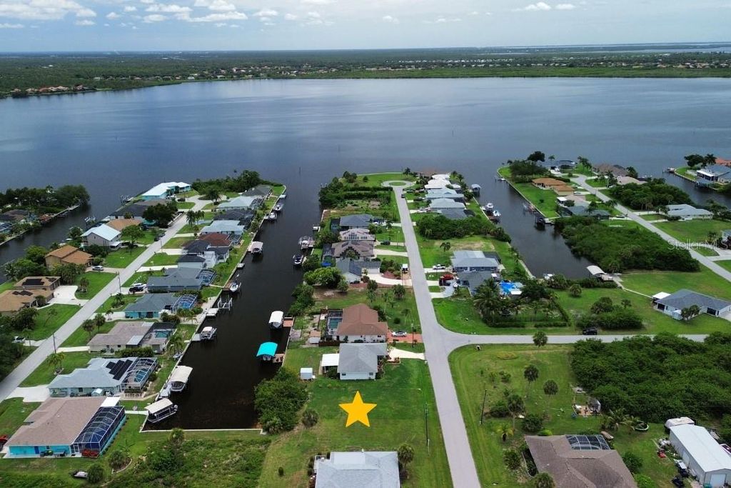 12350 QUINLAN AVENUE, Port Charlotte, FL 33981