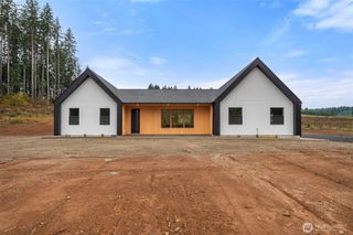 148 Fries Rd, Winlock, WA 98596