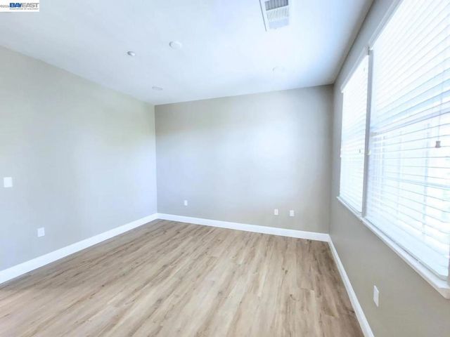 259 Birch Creek Dr, Pleasanton, CA 94566