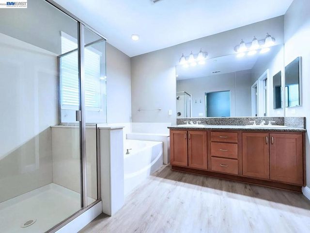 259 Birch Creek Dr, Pleasanton, CA 94566