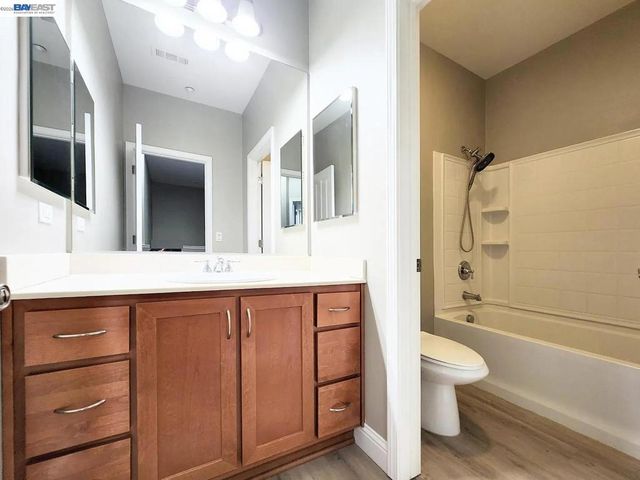 259 Birch Creek Dr, Pleasanton, CA 94566