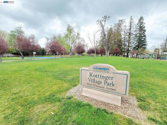 259 Birch Creek Dr, Pleasanton, CA 94566