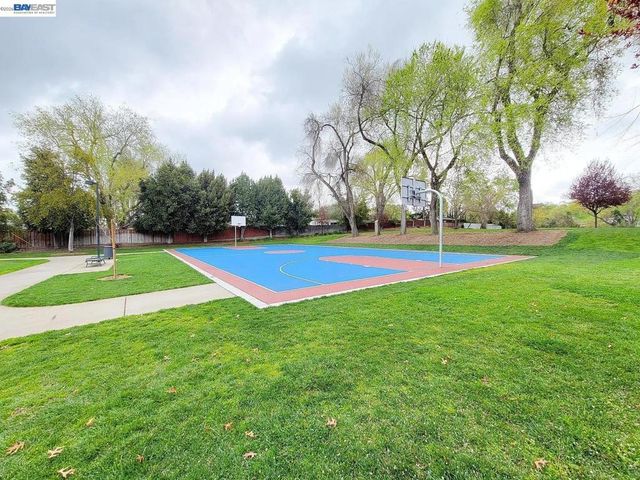 259 Birch Creek Dr, Pleasanton, CA 94566