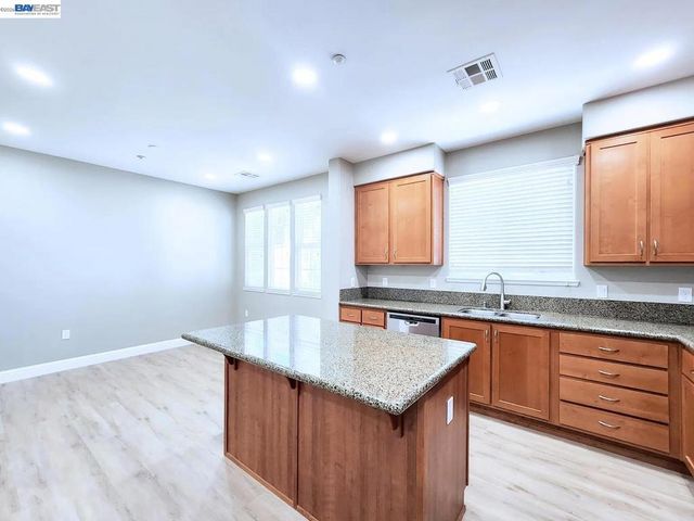 259 Birch Creek Dr, Pleasanton, CA 94566