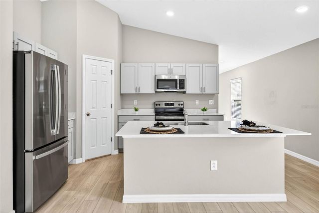 7782 PEACE LILY, Wesley Chapel, FL 33545