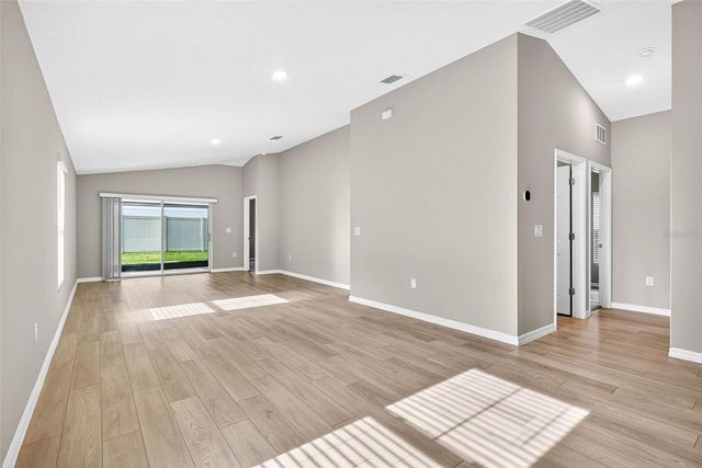 7782 PEACE LILY, Wesley Chapel, FL 33545