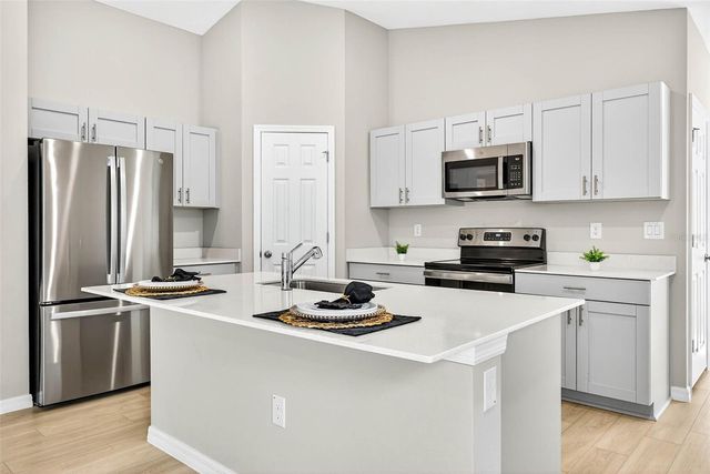 7782 PEACE LILY, Wesley Chapel, FL 33545