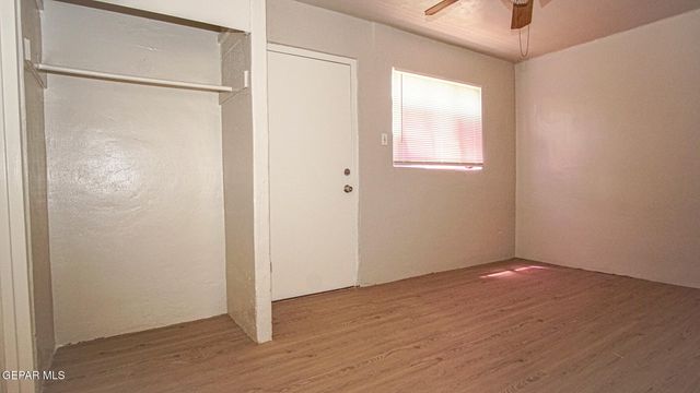 7303 Dale Road 4, El Paso, TX 79915