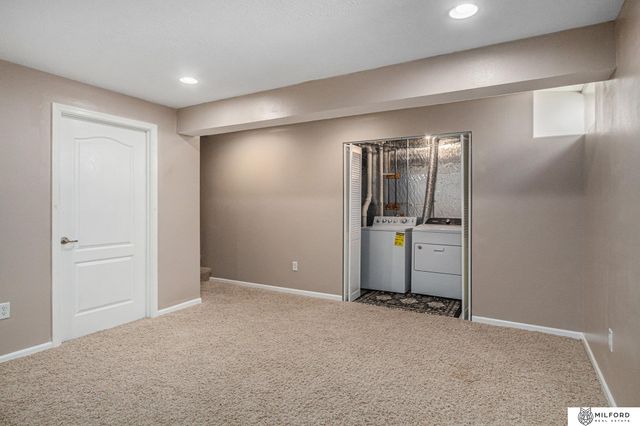 7412 Wyoming Street, Omaha, NE 68122